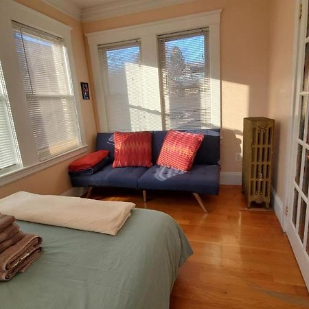 Near Train Station Gorgeous 3-Bedroom Apartment With Patios Βοστώνη Εξωτερικό φωτογραφία